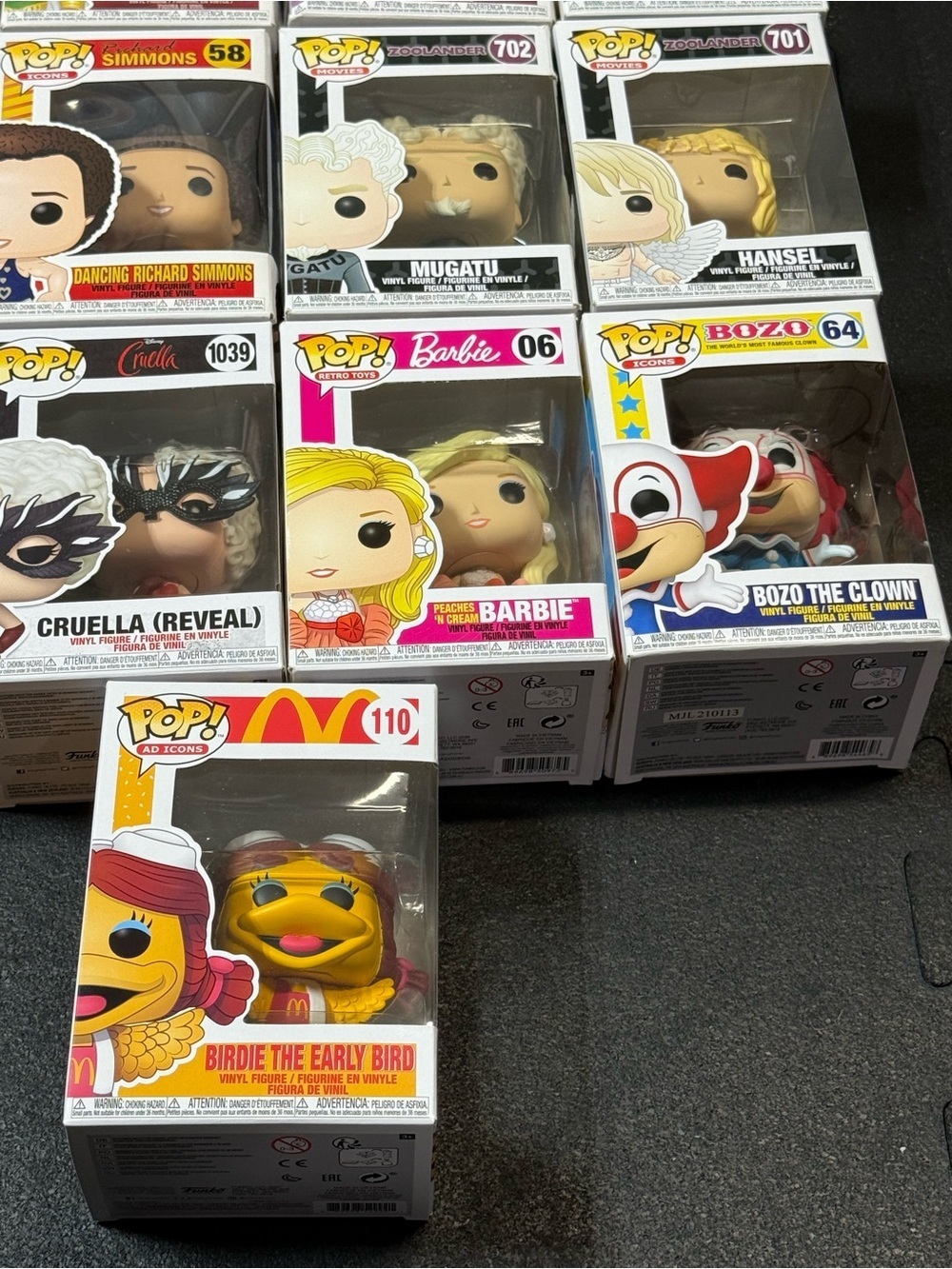 Lot Of 17 Mixed Funkos - Picture 9 of 9